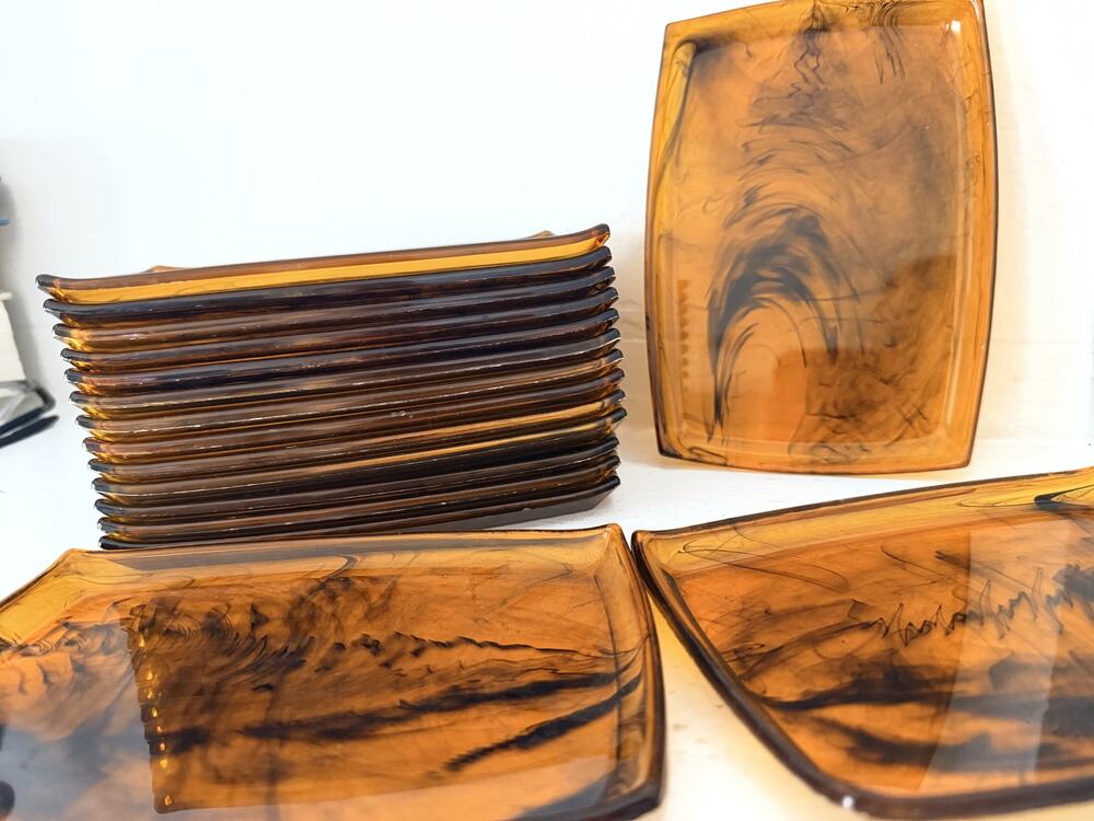 Rare 20-Pc Vintage 1970s Faux Tortoiseshell Lucite Entertaining Set